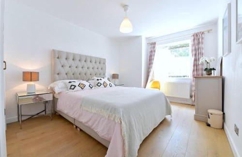 Maida Vale Apartment | Central London 2 bedrooms apartment sleep 6 Free parking
