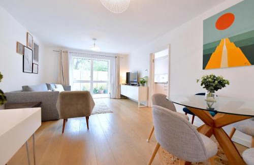 Maida Vale Apartment | Central London 2 bedrooms apartment sleep 6 Free parking