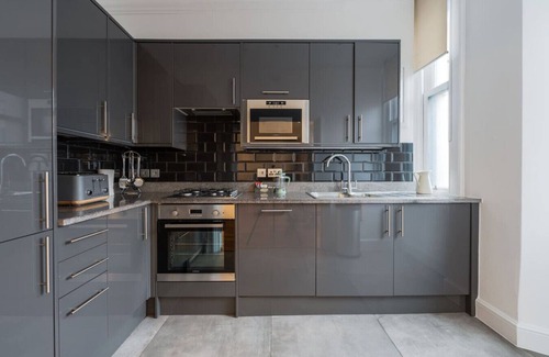 Castle Baynard Apartment | Central London Flat (FS1)