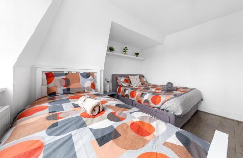 Vauxhall Apartment | Central London Two Bedroom Serviced Apartment - Nine Elms Luxury Stay - Vauxhall & Westminster