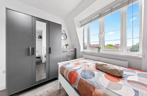 Vauxhall Apartment | Central London Two Bedroom Serviced Apartment - Nine Elms Luxury Stay - Vauxhall & Westminster
