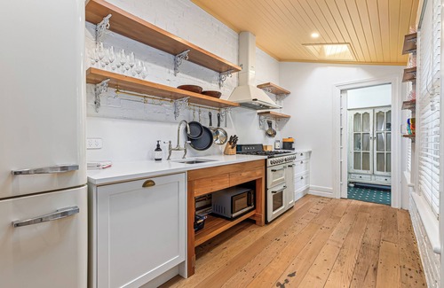 Auckland Central Business District Villa | Central Luxury Art & Craft Villa 2-3BR with Carpark