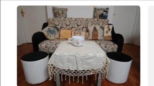 Kosancicev Venac Apartment | Central market plaza Promo price !