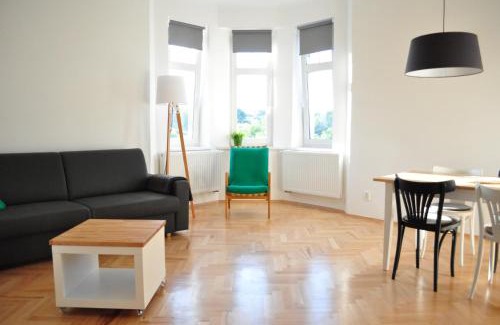 Prague 5 Apartment | Central-Modern-Apartment