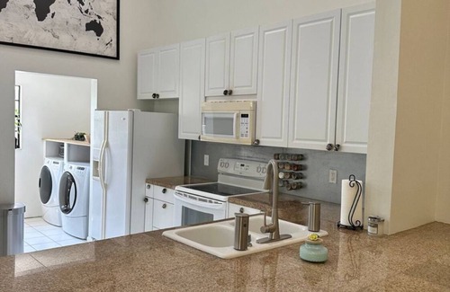 Cypress Lakes Estates Condo | Central Modern Family Friendly Condo Near Beach