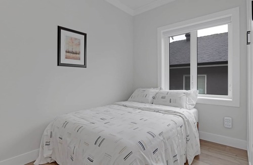 Renfrew-Collingwood House | Central Modern House with Downtown/Highway Access