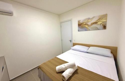 Centro Apartment | Central novo, andar alto-2quartos com Ar-Cond Q e F