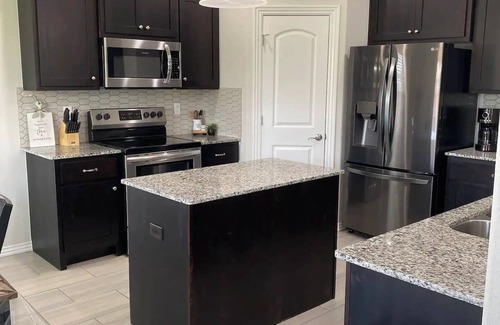 Lowell House | Central NWA-Games, Concerts, Nature and More