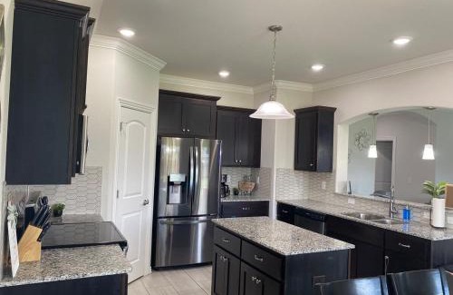 Lowell House | Central NWA-Games, Concerts, Nature and More
