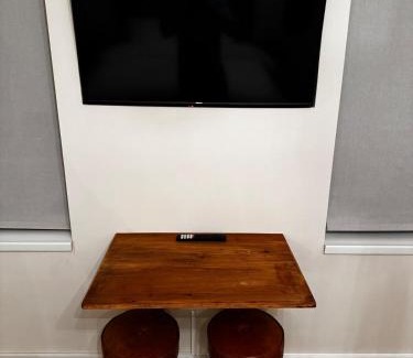 The Lane Apartment | Central Peckham Studio Retreat