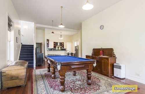 Port Elliot Villa | Central - Port ElliotnHistoric Villa