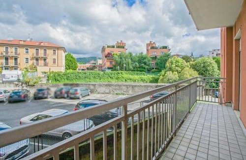 Citta Bassa Apartment | Central quiet flat Free Parking