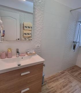Bacau Apartment | Central Residence