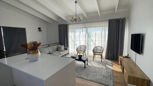 Cape Town Apartment | Central Retreat Cozy Apartment Near Attractions