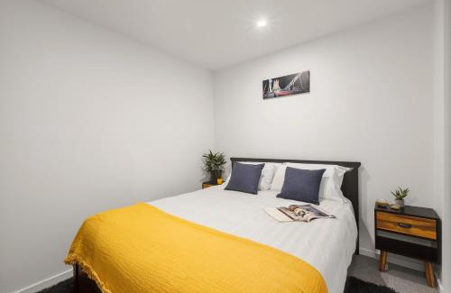 Abbotsford Apartment | Central Simplicity - Modern Inner-city Living