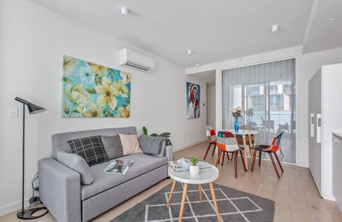 South Yarra Apartment | Central South Yarra Comfort with Balcony