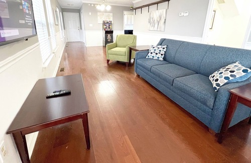 Mechanicsville House | Central/Spacious/Relaxing Cozy 3 Bedroom Home