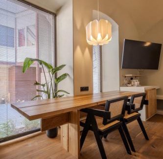 Chernovtsy Apartment | Central Square Apartments - Центральна площа міста