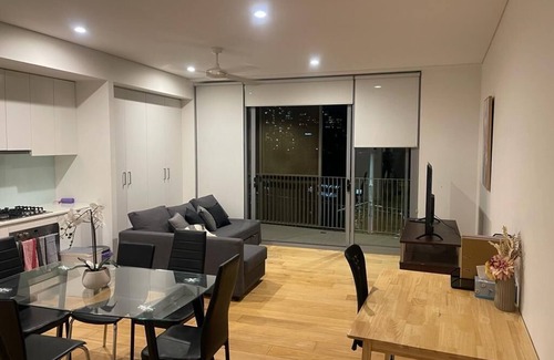 Surry Hills Hotel | Central station Apartments