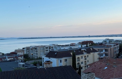 Sveti Vlas Apartment | Central Studios with Sea View