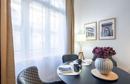 Szentimrevaros Apartment | Central - Stylish - Easy Sleep