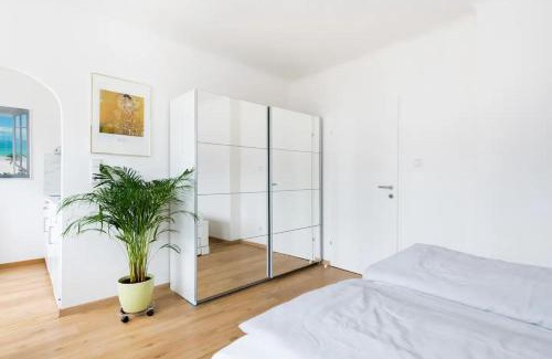 Roßau Apartment | Central Sunny Apartments by JR City Apartments - monthly rental