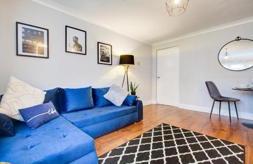 Gillingham Apartment | Central two bedroom apartment-Gillingham