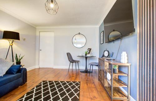 Gillingham Apartment | Central two bedroom apartment-Gillingham