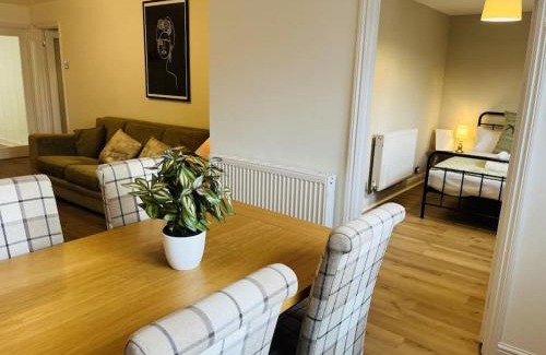 Llandaff North Apartment | Central Two Bedroom Home with Parking