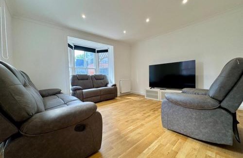 Winchester House | Central Winchester Townhouse