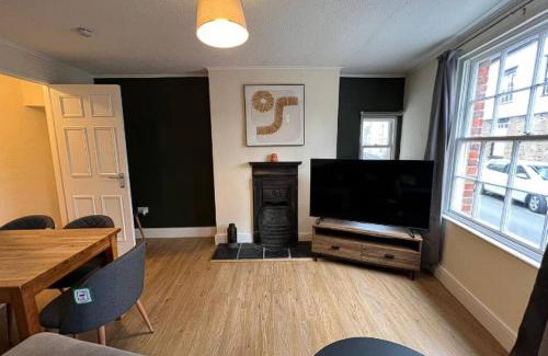 Abingdon Apartment | Centralised St Helens By Prescott Apartments