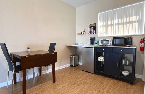 Winter Haven Apartment | *CentralLocated*PrivateKingSuitew/Bath, Washer&Dryer(Eagle)