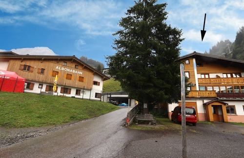 Stueben Apartment | Centrally apartment near the Albona cablecar