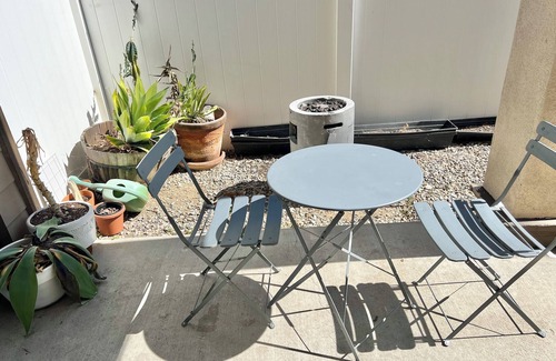 Riverside Apartment | Centrally Located 1BR&1BR Apartment Near UC Riverside, Grocery, & Nature Park.