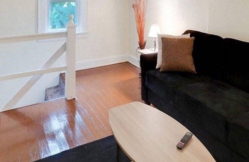 CUF House | Centrally Located Apartment Unit 2