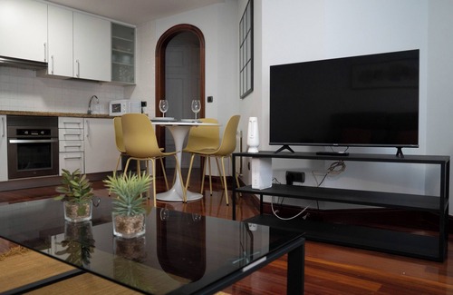 Casco Vello Apartment | Centrally located apartment in Vigo 5 minutes from Puerta del Sol