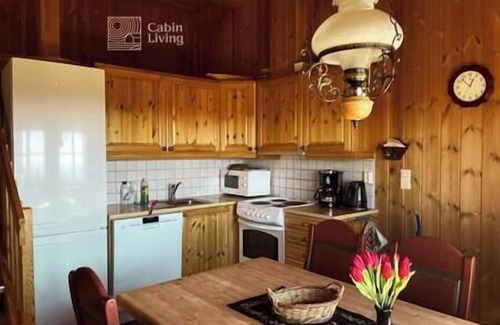 Ringsaker House | Centrally located cottage at Sjusjøen ski center.