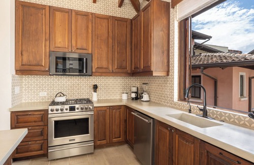 Las Catalinas Apartment | Centrally Located Fully Equipped Apartment at Las Catalinas