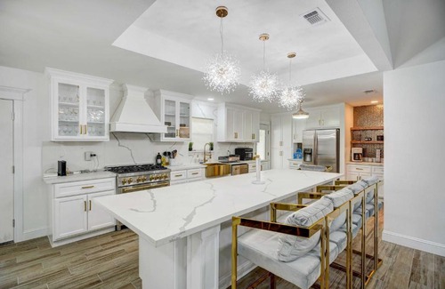 Eagle Pass House | Centrally Located Eagle Pass Home with Pool!