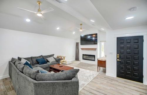 Eagle Pass House | Centrally Located Eagle Pass Home with Pool!