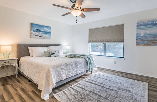 Beaufort House | Centrally located in Beaufort - Perfect for Marine Graduations