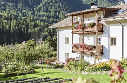 Ortisei Apartment | Centrally located apartment in the heart of the Dolomites