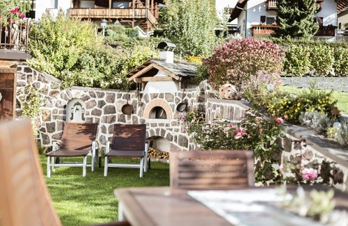 Ortisei Apartment | Centrally located, family-friendly apartment in the middle of the Dolomites