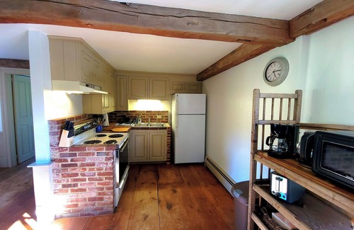 Whitefield Other | Centrally located MidCoast country farmhouse suite, just 20 minutes to Route 1!