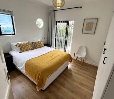 Claremont House | Centrally located modern 2-bedroom home & parking