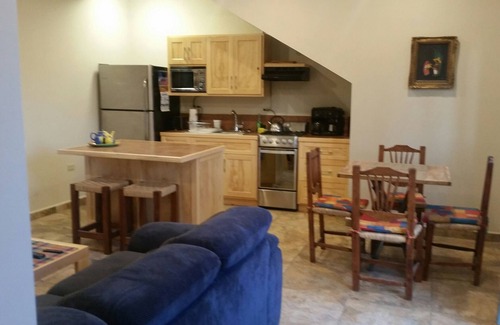 Los Barriles Cabin | Centrally located brand new Casa Jardin