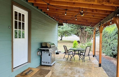 West Stayton House | Centrally Located - Quiet Country Home - Stay 5 get 2 Free