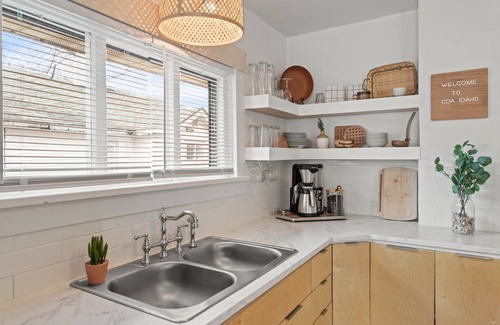Garden District House | Centrally located house downtown