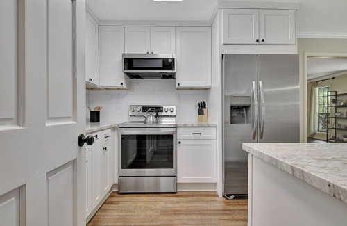 Fayetteville House | Centrally located 3bd/2ban