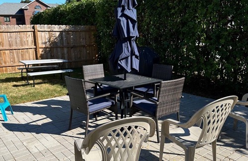 Libertyville Apartment | Centrally Located 2 Bedroom